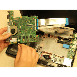 Замена материнской платы Asus 1015E-DS03